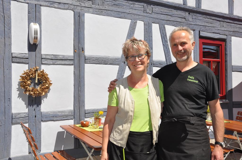 דירות Plaue  Cafe Landart Im Thueringer Finistere מראה חיצוני תמונה