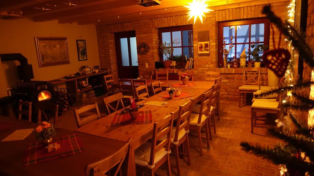 דירות Plaue  Cafe Landart Im Thueringer Finistere מראה חיצוני תמונה