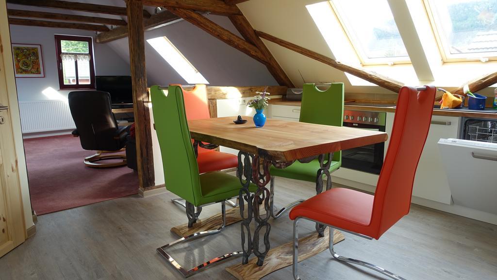 דירות Plaue  Cafe Landart Im Thueringer Finistere מראה חיצוני תמונה
