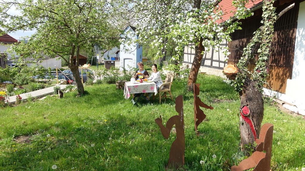 דירות Plaue  Cafe Landart Im Thueringer Finistere מראה חיצוני תמונה
